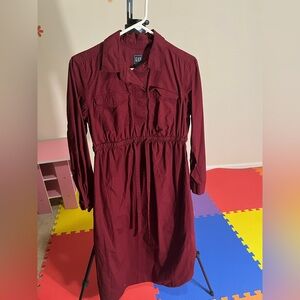 Gap maternity dress